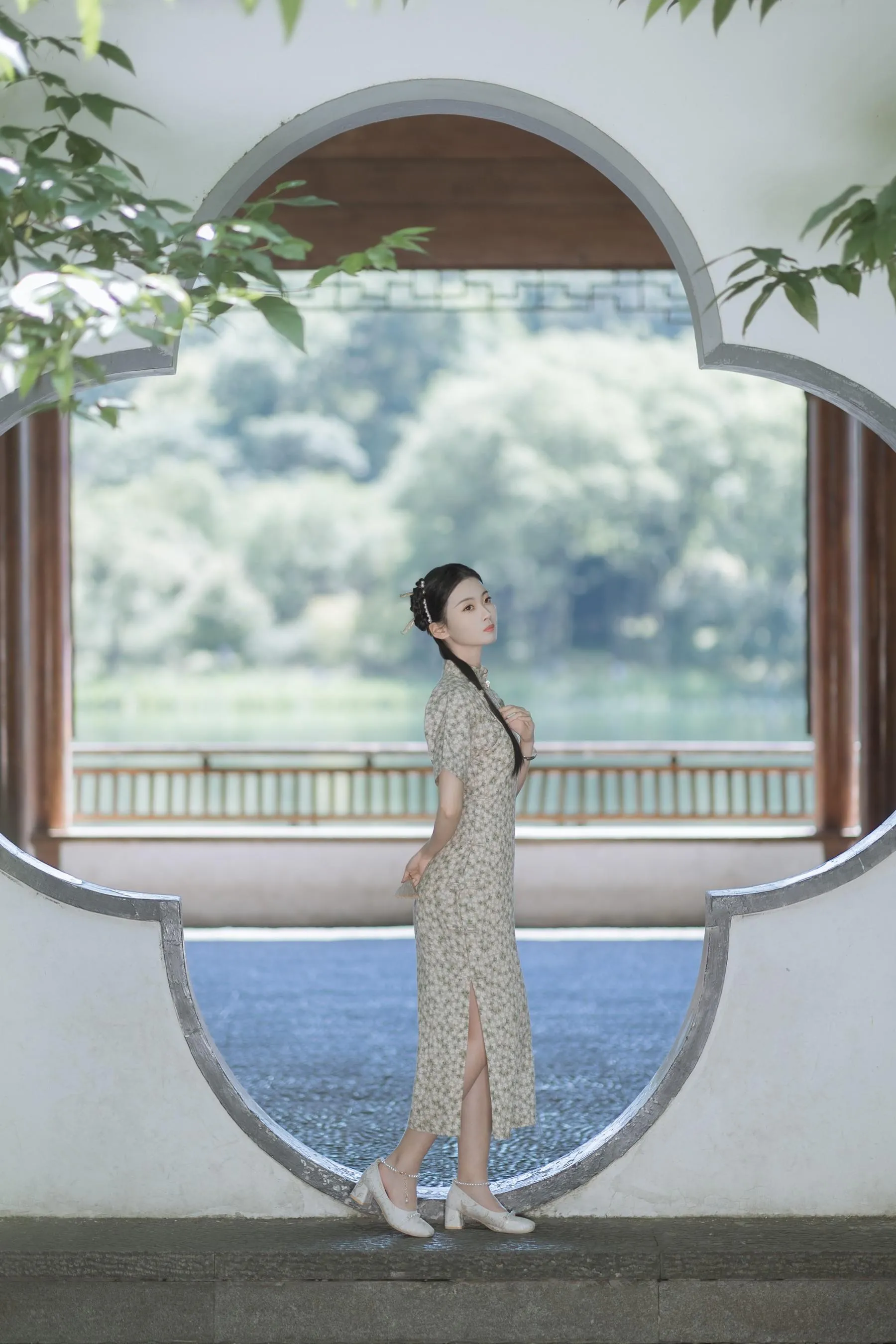 [YITUYU艺图语]2022.07.10 遇江南 汀贰 [44P]插图1